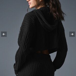 ALO Yoga Cable-Knit Winter Bliss Hoodie - Black size M